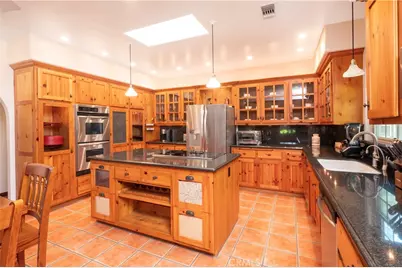 2083 Grace, Riverside, CA 92504 - Photo 6