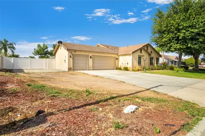 805 Limousin Street, Perris, CA 92571 - Photo 2