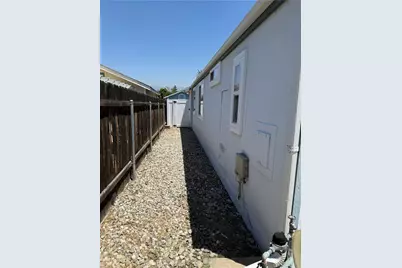 140 W Pioneer #170, Redlands, CA 92374 - Photo 20
