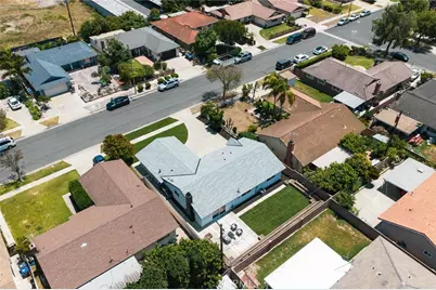 2414 S Poplar, Santa Ana, CA 92704 - Photo 36