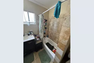 6674 Easton, East Los Angeles, CA 90022 - Photo 14
