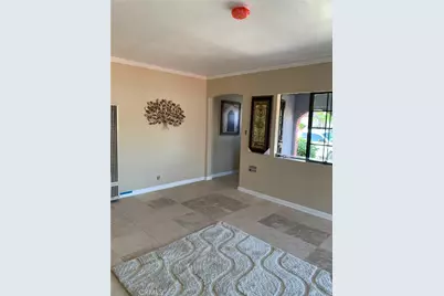 6674 Easton, East Los Angeles, CA 90022 - Photo 8