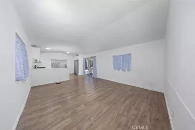 10001 W Frontage #224, South Gate, CA 90280 - Photo 12