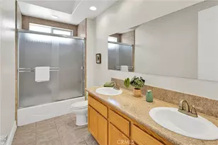 9452 Cedar St, Oak Hills, CA 92344 - Photo 42