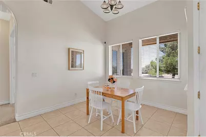 9452 Cedar Street, Oak Hills, CA 92344 - Photo 24