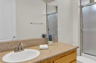 9452 Cedar St, Oak Hills, CA 92344 - Photo 38