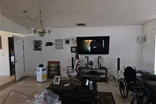 16709 Deodar, Hesperia, CA 92345 - Photo 2
