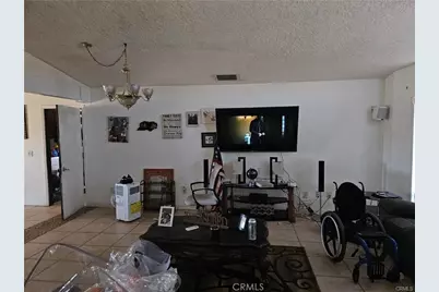16709 Deodar, Hesperia, CA 92345 - Photo 2
