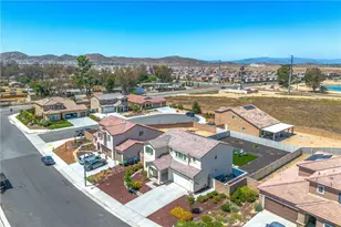 28463 Memory Ln, Winchester, CA 92596 - Photo 36