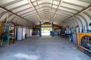 32999 Oak Dr, Hemet, CA 92544 - Photo 22
