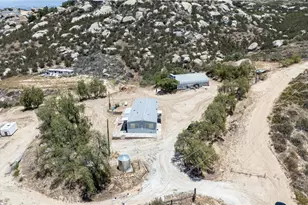 32999 Oak Dr, Hemet, CA 92544 - Photo 30