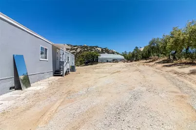 32999 Oak Drive, Hemet, CA 92544 - Photo 20
