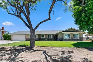 5772 Crown, Jurupa Valley, CA 91752 - Photo 2