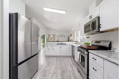 20067 Canyon View Drive, Canyon Country, CA 91351 - Photo 6