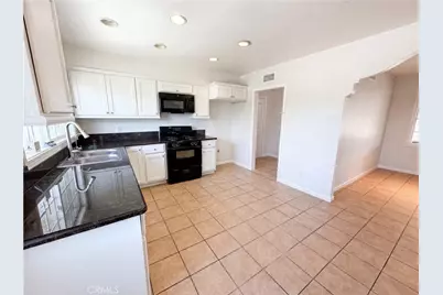322 E Mariposa, Rialto, CA 92376 - Photo 2