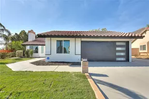 3082 Lynwood Dr, Highland, CA 92346 - Photo 2