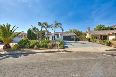 3082 Lynwood Drive, Highland, CA 92346 - Photo 10