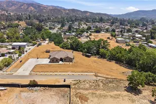 12865 Custer, Yucaipa, CA 92399 - Photo 34