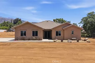 12865 Custer, Yucaipa, CA 92399 - Photo 2