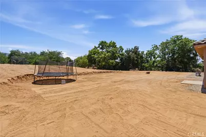 12865 Custer, Yucaipa, CA 92399 - Photo 32