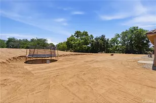 12865 Custer, Yucaipa, CA 92399 - Photo 32
