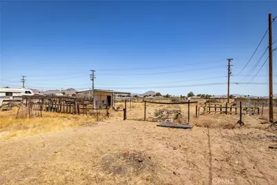 21798 Standing Rock Ave, Apple Valley, CA 92307 - Photo 20