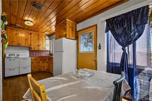 21798 Standing Rock Ave, Apple Valley, CA 92307 - Photo 10