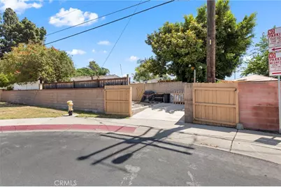 555 Armsley, Ontario, CA 91762 - Photo 46