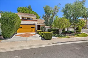 25962 Ernestine Ct, Laguna Hills, CA 92653 - Photo 10