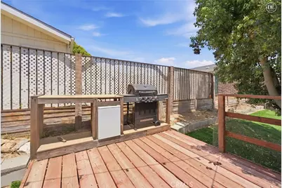 20067 Canyon View Drive, Canyon Country, CA 91351 - Photo 14