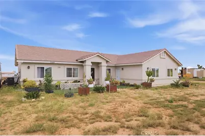 7180 Solano Road, Phelan, CA 92371 - Photo 1