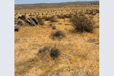 220 E Avenue P5, Palmdale, CA 93550 - Photo 20
