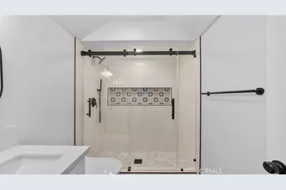 1726 Kings, Vista, CA 92084 - Photo 24