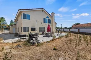 352 Leafwood Ct, Riverside, CA 92506 - Photo 38