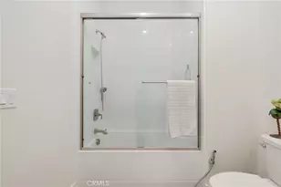129 Carlow, Irvine, CA 92618 - Photo 38