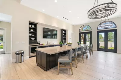 129 Carlow, Irvine, CA 92618 - Photo 2