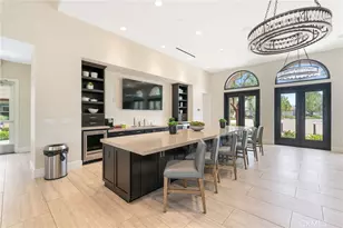 129 Carlow, Irvine, CA 92618 - Photo 2