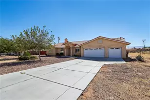 15833 Sago Rd, Apple Valley, CA 92307 - Photo 2