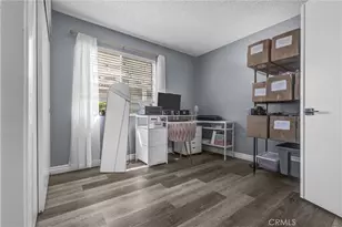 25417 Clover Glen Cir, Murrieta, CA 92563 - Photo 18