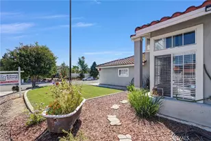 25417 Clover Glen Cir, Murrieta, CA 92563 - Photo 6