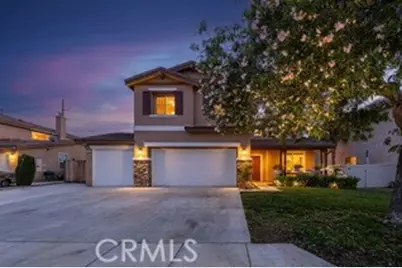 1122 Enchanted, San Jacinto, CA 92582 - Photo 2