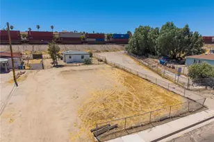 1574 Riverside, Barstow, CA 92311 - Photo 28