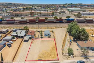 1574 Riverside, Barstow, CA 92311 - Photo 4