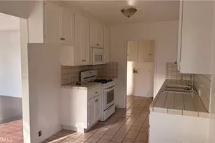 912 Frigate, Wilmington, CA 90744 - Photo 2