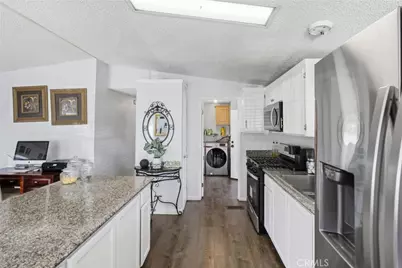 25114 Avenida Valencia, Homeland, CA 92548 - Photo 8