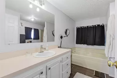 25114 Avenida Valencia, Homeland, CA 92548 - Photo 14