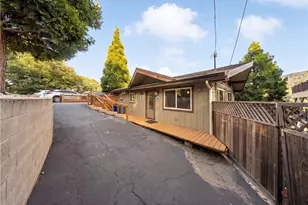 24375 Zurich Dr, Crestline, CA 92325 - Photo 2