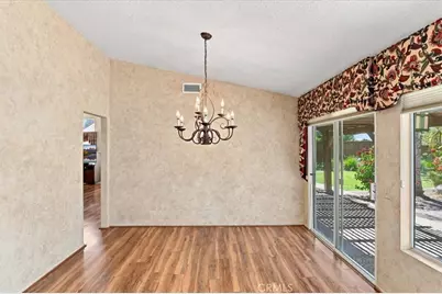 165 Cottonwood Avenue, Riverside, CA 92506 - Photo 16