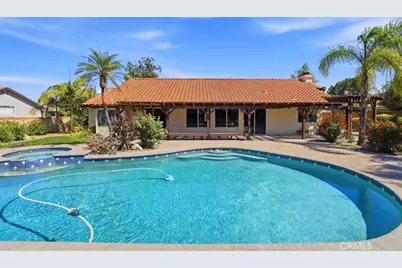 165 Cottonwood Avenue, Riverside, CA 92506 - Photo 16
