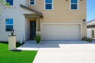 324 Castaic Wy, Rialto, CA 92377 - Photo 2